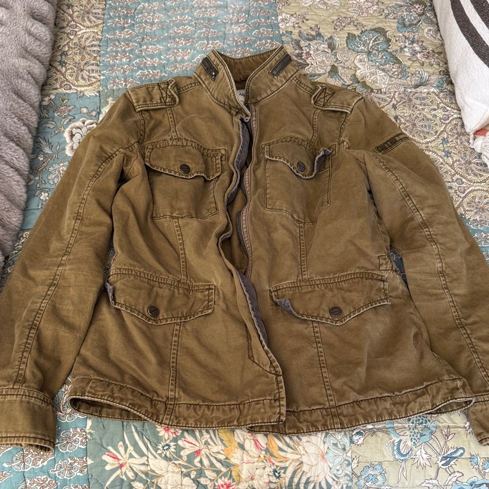 Abercrombie Khaki Utility Jacket for Women - Picture 9 of 10